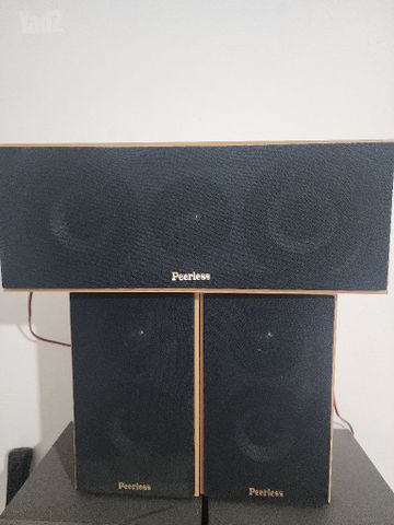 רמקולים של  peerless