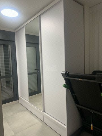 ארון בגדים