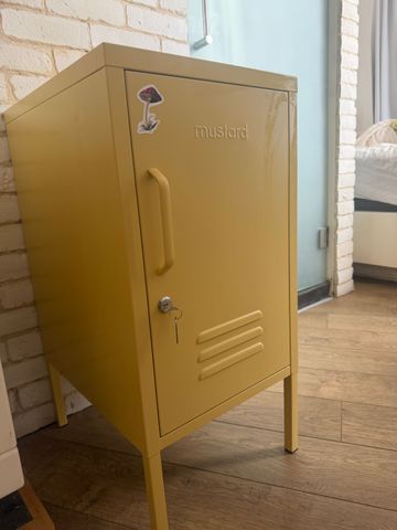 ארונית Mustard Made Shorty