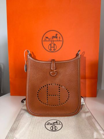 Hermès Evelyne 16 TPMת