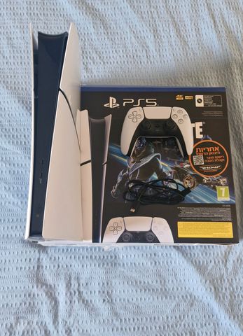 פלייסטיישן 5 slim