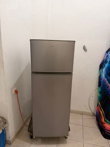 מקרר midea 220 ליטר