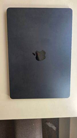 MacBook Air M2 8/256GB