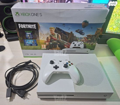 Xbox One S 1TB + שלט + קופסה