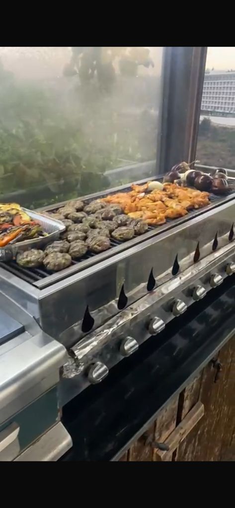 מנגל גז מקצועי