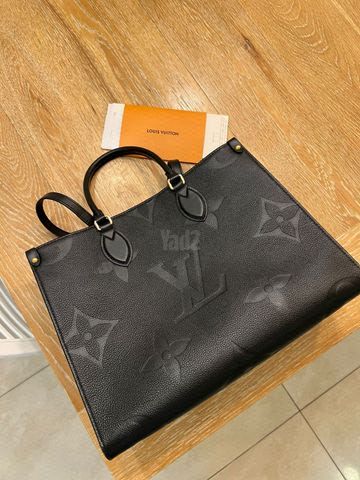 תיק LOUIS VUITTON