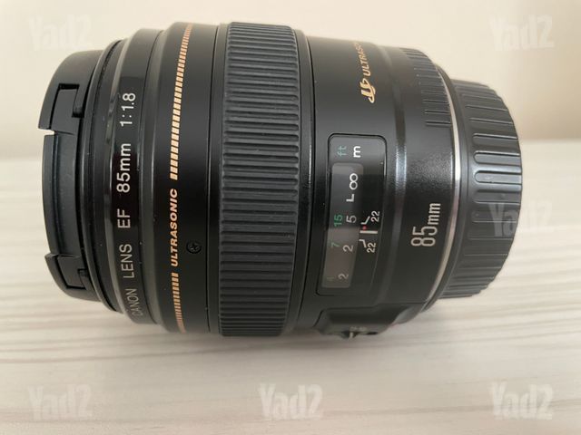 Canon EF 85 mm F1.8 USM