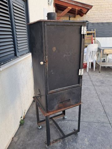 מעשנת בשר