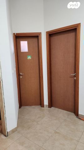 דלתות ומשקופים