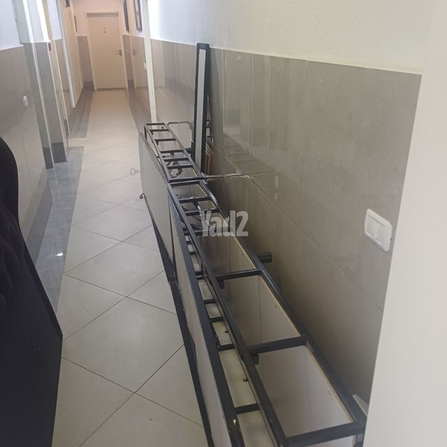 מיטה מרופדת