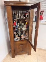 וטרינת עץ מלא
