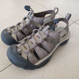 סנדלי KEEN