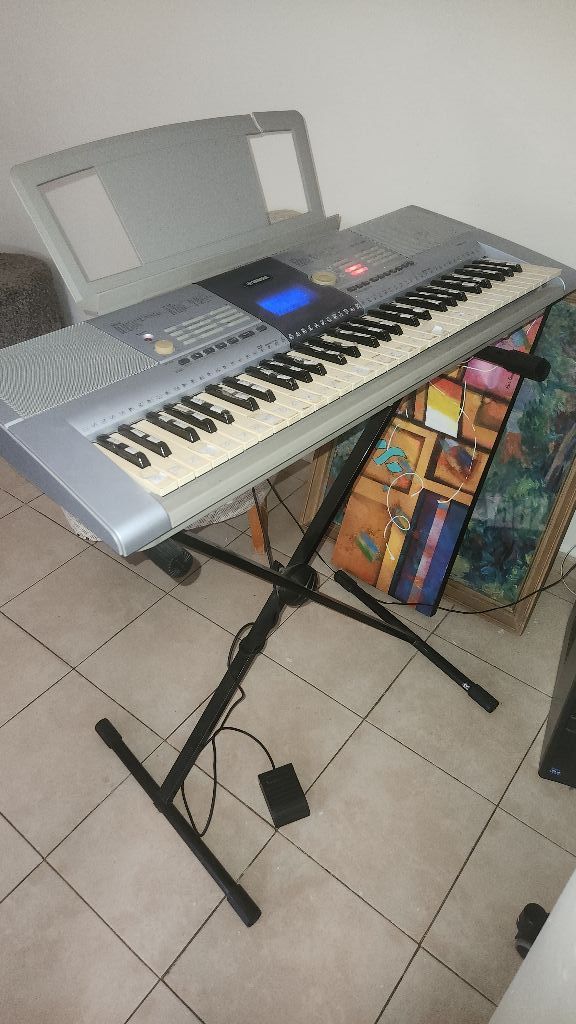 פסנתר חשמלי