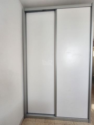 ארון בגדים