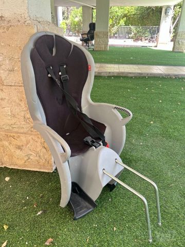 כיסא ליליד