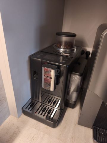 DeLonghi Rivelia 440.55