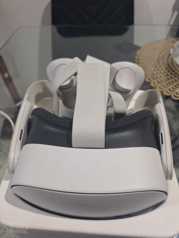 VR  - Meta