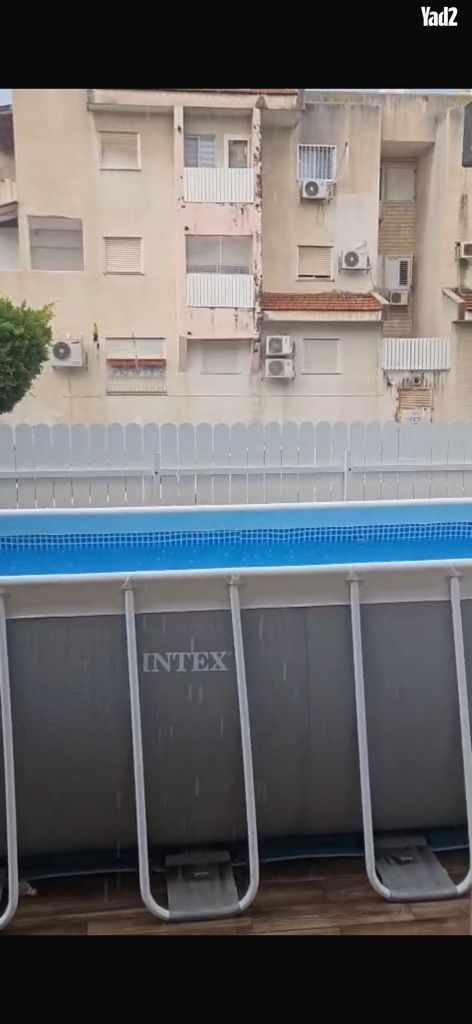 בריכה