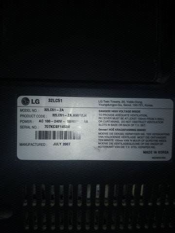 2 טלויזיות "LG 32