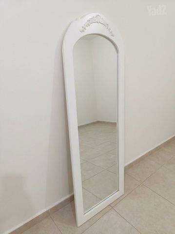 מראה יוקרתית