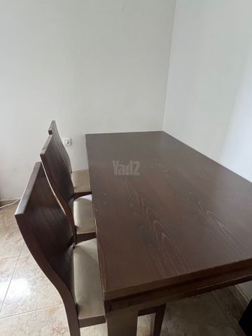 שולחן עץ מלא