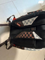 תיק של SPRAYGROUND גמיש במחיר