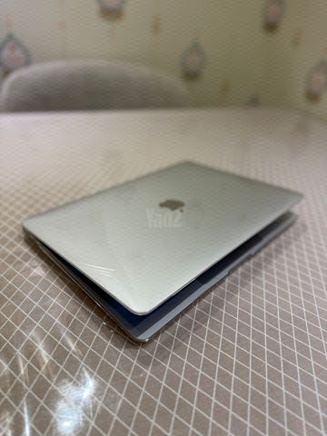 MacBook Air M1 8GB/512GB