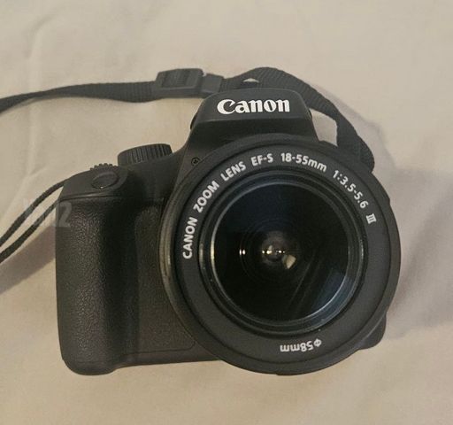 מצלמת canon eos 4000d