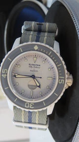 שעון  SWATCH BLANCPAIN