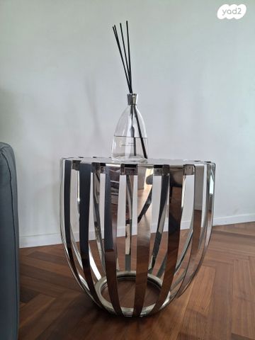 שולחן צד