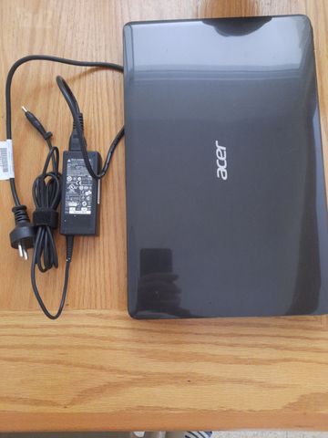 acer E571