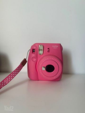 מצלמת instax mini 9