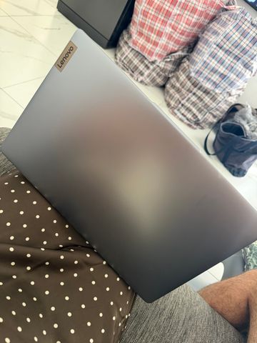 Lenovo IdeaPad Slim 3 כמו חדש