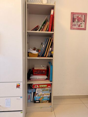 כוננית ספרים