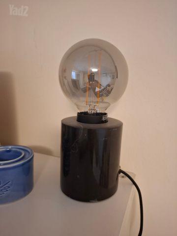 מנורת שולחן IKEA MARKFROST