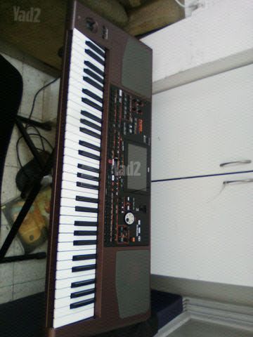 אורגן קורג KORG PA 1000