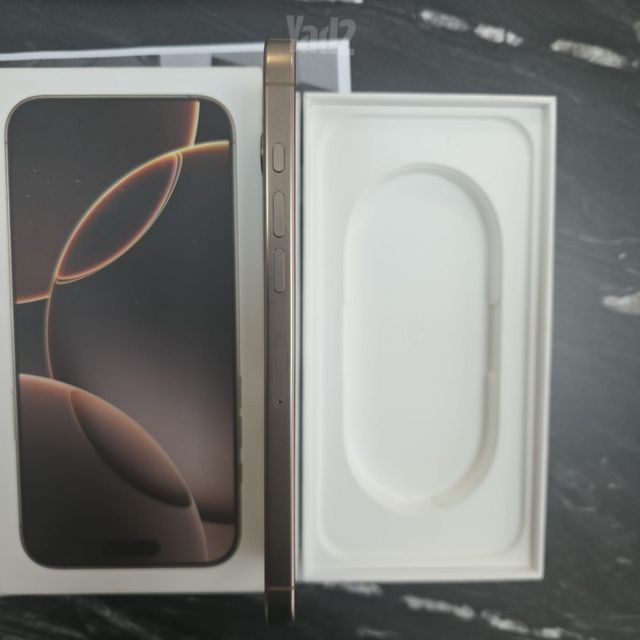 iPhone 16 Pro Max