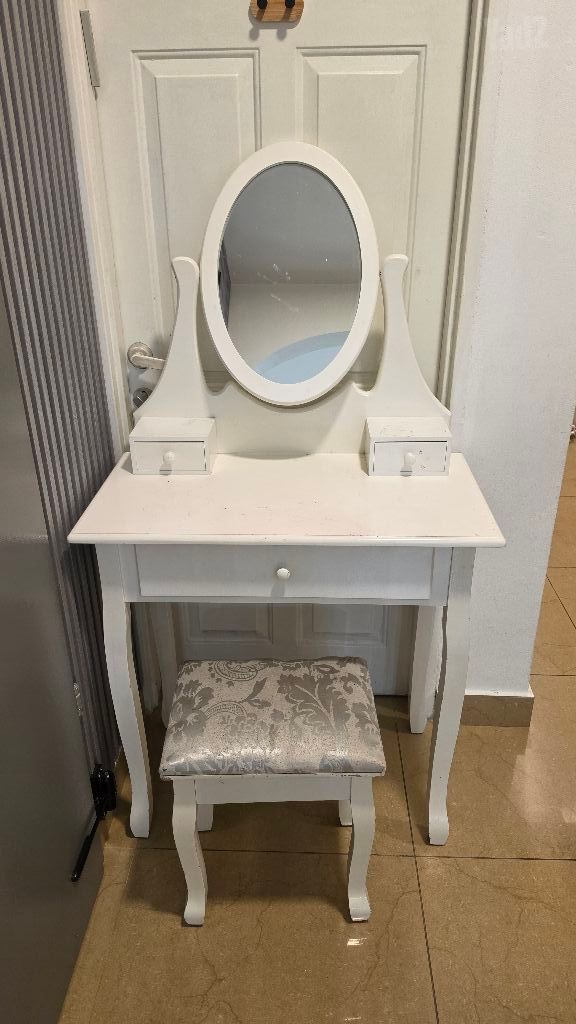 שידת איפור