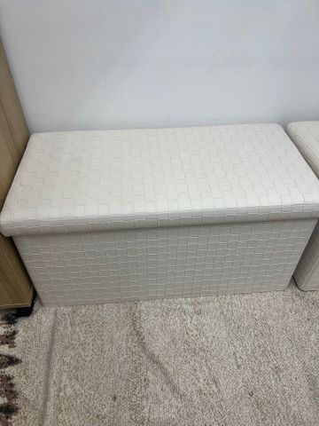הדום אחסון לחדר
