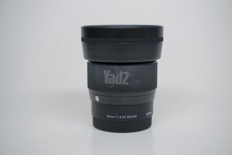 Sigma 56mm f/1.4  sony