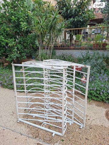 סורגים לחלון