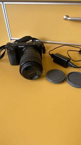 מצלמה סוני SONY A6400