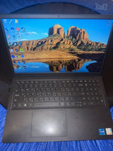 Dell Vostro 15 מחשב נייד V3530