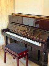 פסנתר Tokai AU-1