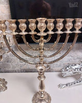 חנוכיה כסף