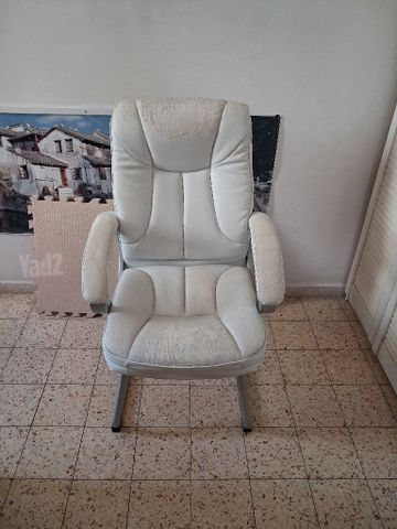 כורסה  תענוג.
