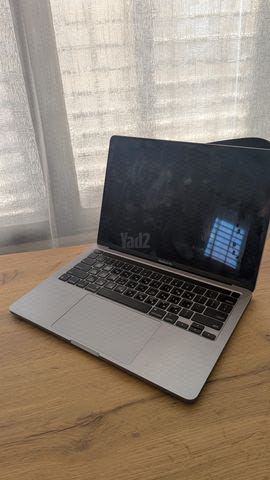 MacBook Pro M1 13 Inch
