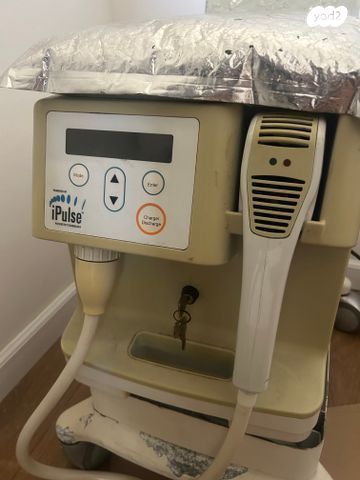 מכשיר לייזר/טיפולי פנים