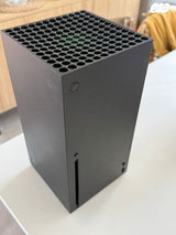 Xbox Series X 1TB + שלט