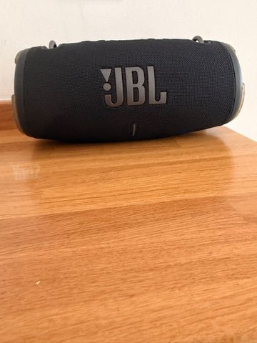 רמקול נייד jbl